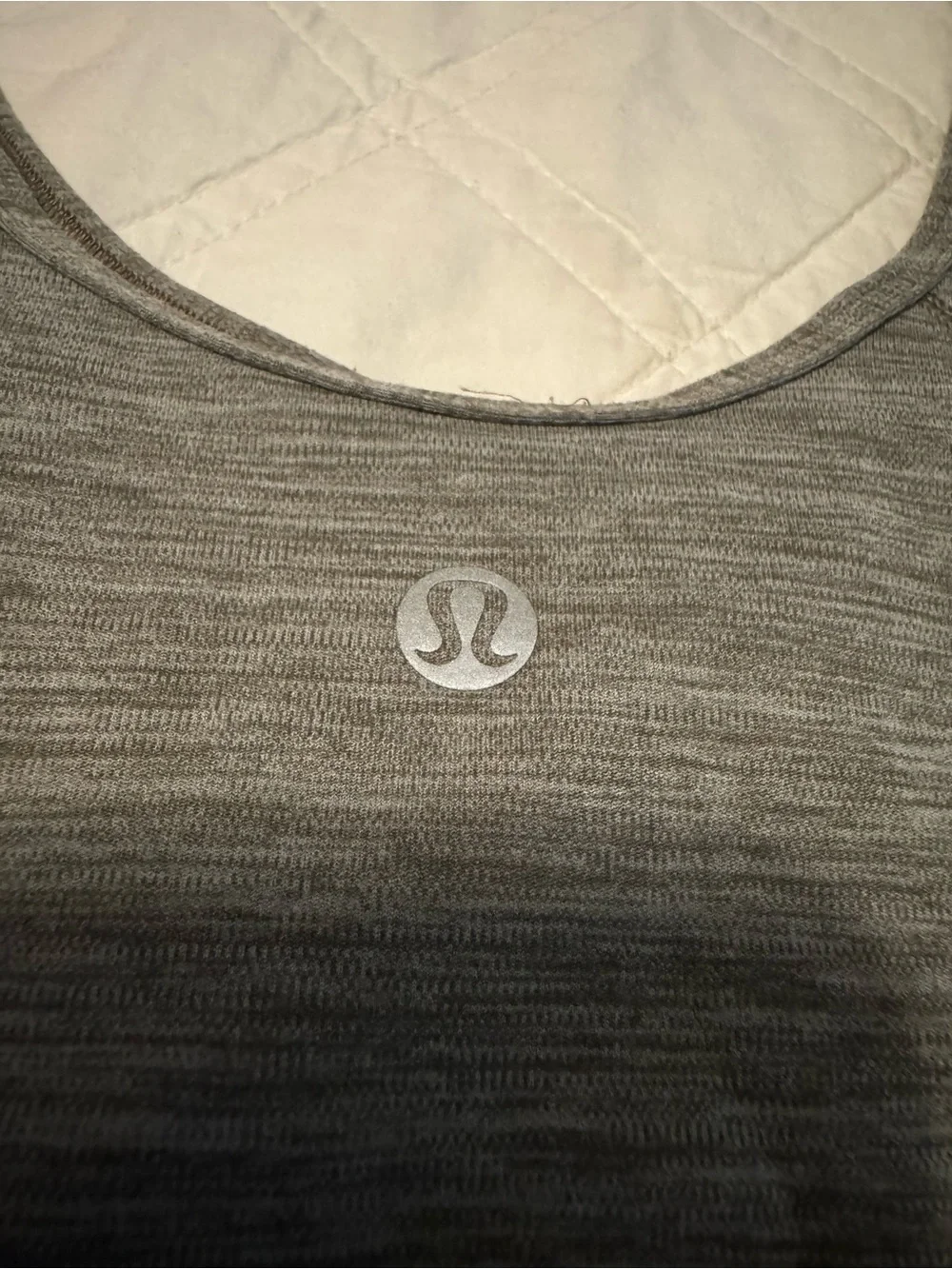 lululemon athletica size fitted